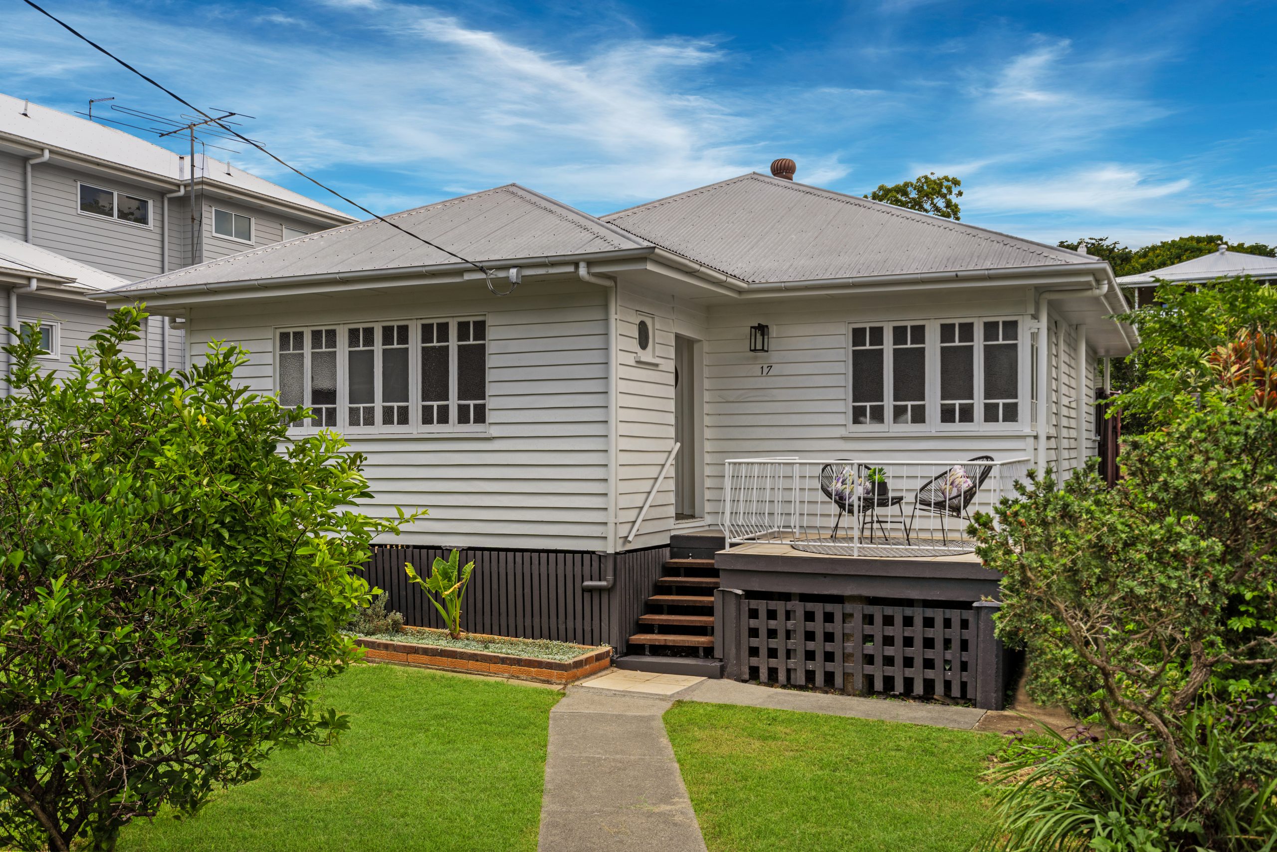 17 Lewis Street, CAMP HILL QLD 4152 | Harcourts Property Centre