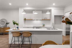 43 Waratah Avenue, CARINA  QLD  4152