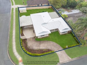2 Rochelle Court, EDENS LANDING  QLD  4207
